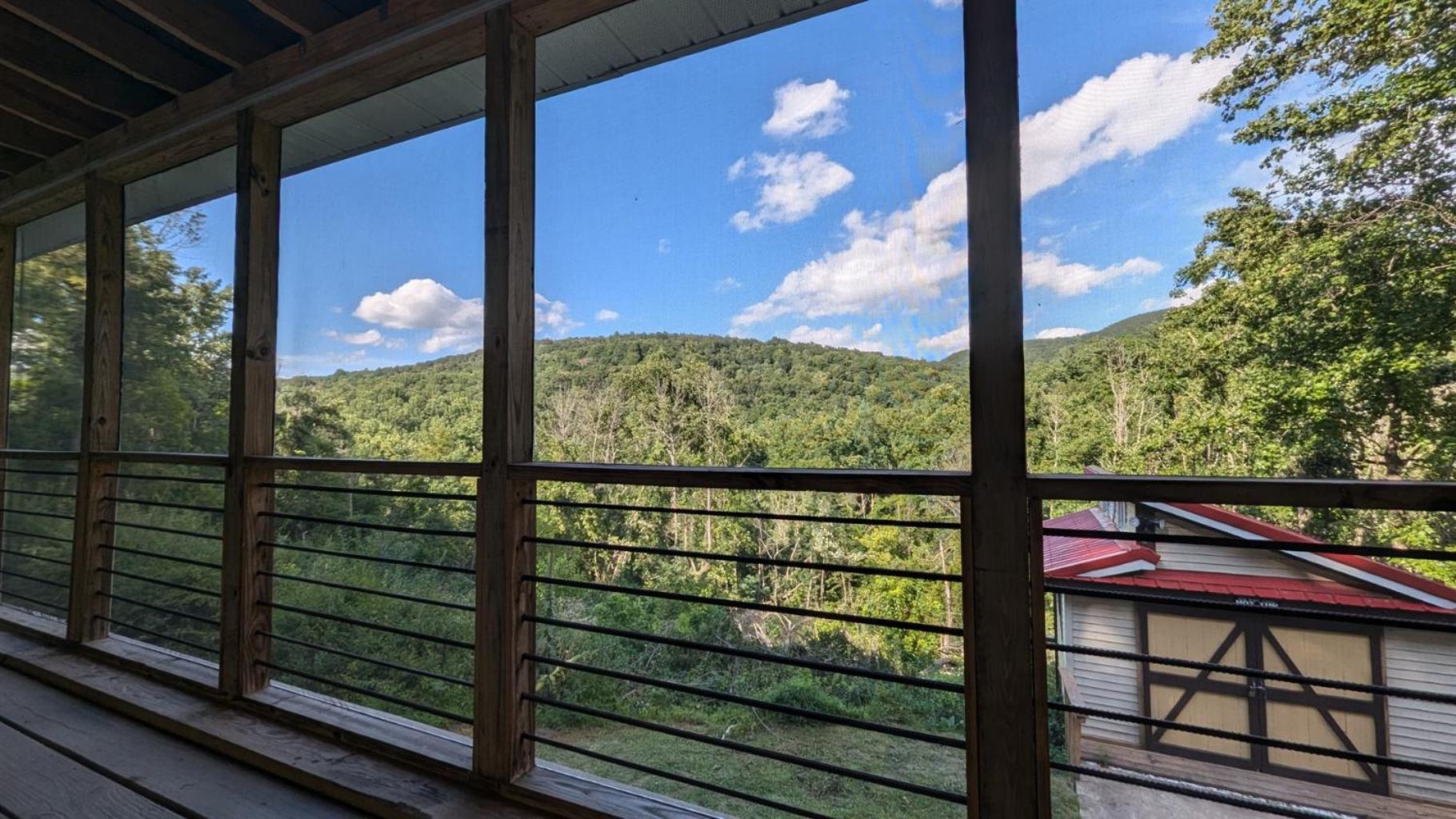 Red Roof Mountain Cabin With Starlink Internet! Stanley Zewnętrze zdjęcie