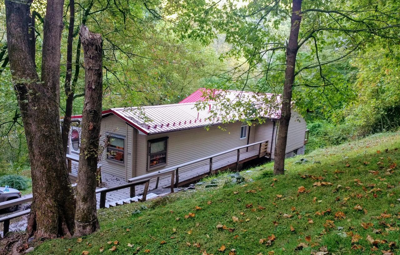 Red Roof Mountain Cabin With Starlink Internet! Stanley Zewnętrze zdjęcie